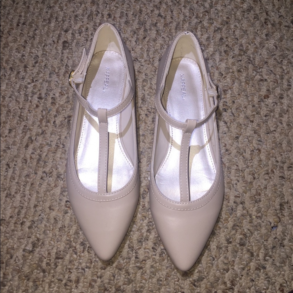 Nude Flats